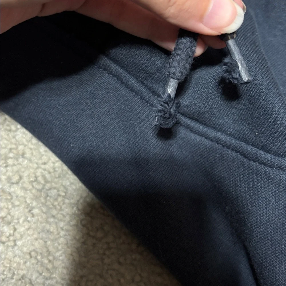 Carhartt men’s navy blue sweatshirt - Picture 6 of 10